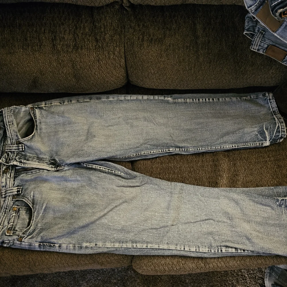 Jeans - Picture 3 of 3